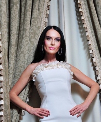 Обворожительная брюнетка с шикарной фигурой и аппетитной грудью готова порадовать тебя своими услугами. Яркая, страстная, жду именно тебя! 6310, 33 года